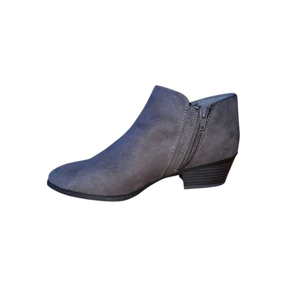 Style & Co -  Grey Fashion Ankle Bootie - Wiley F1 - Women’s Size 6.5 - Picture 2 of 10